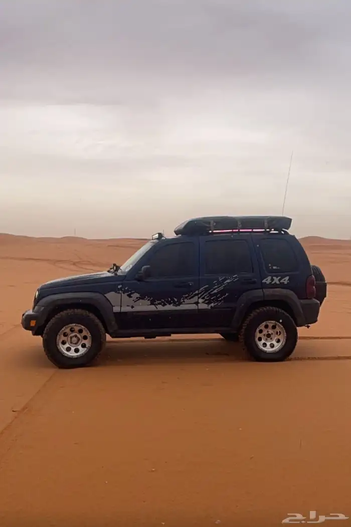 جيب شروكي ليبرتي معدل للبر موديل 2006 4