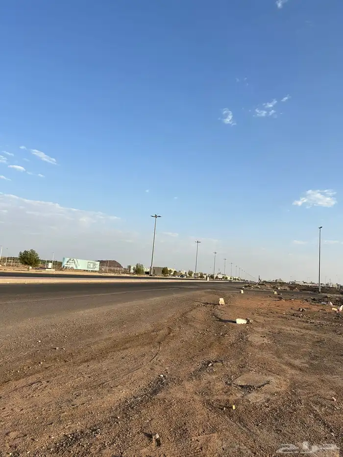 ارض للايجار في التلال 0