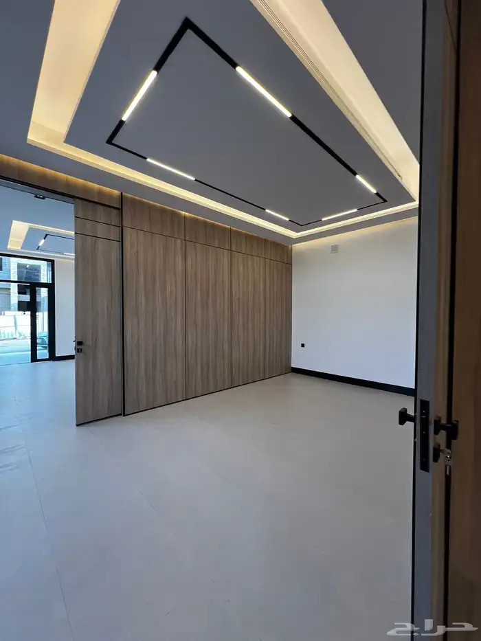 فيلا مع شقة في حي الرمال 11