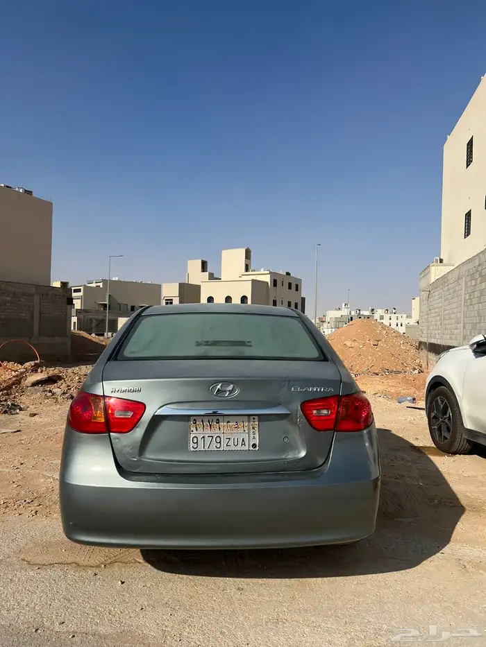 هونداي النترا 2010 رمادي 4