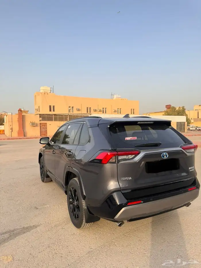 راف فور هايبرد RAV4 XLE 4X4 HEV 1