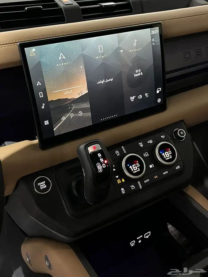 لاند روفر ديفيندر HSE X-dynamic v6 2025 12