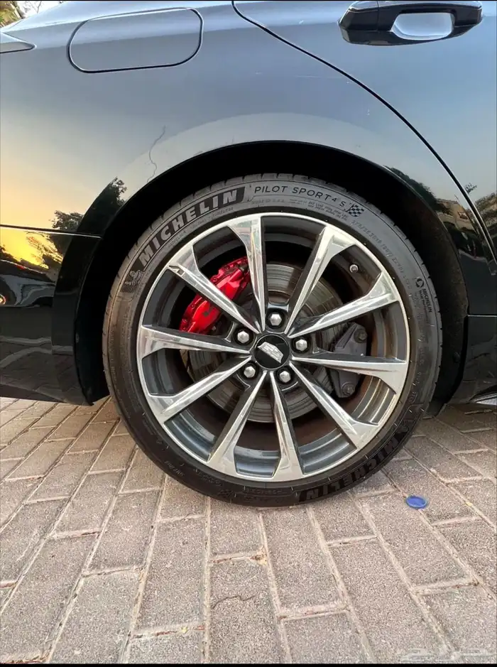 للييع كاديلاك ct4-v blackwing 2022 8
