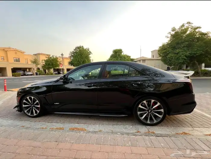 للييع كاديلاك ct4-v blackwing 2022 3