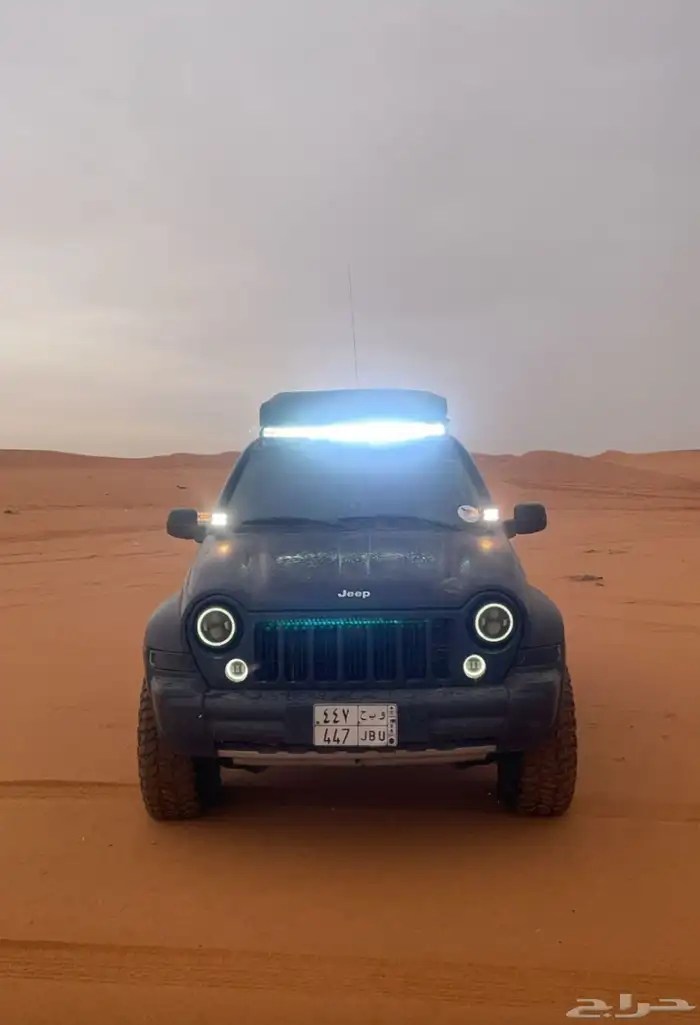 جيب شروكي ليبرتي معدل للبر موديل 2006 6