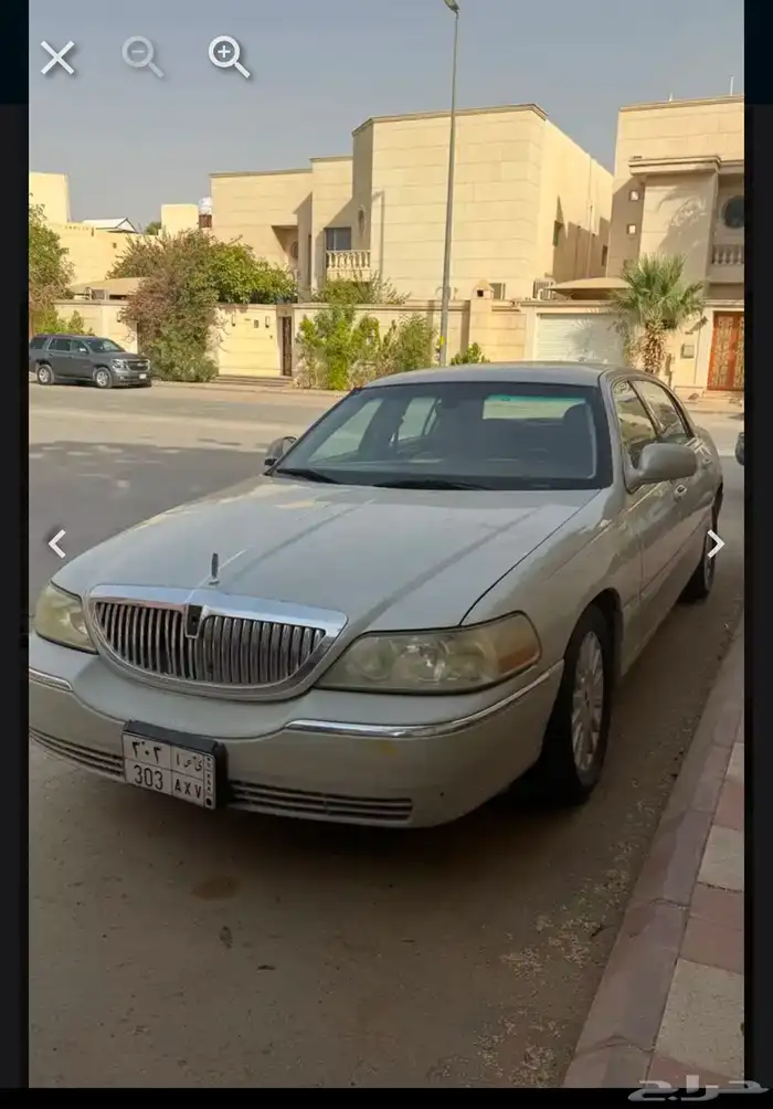 لنكولن تاون كار 2005 0