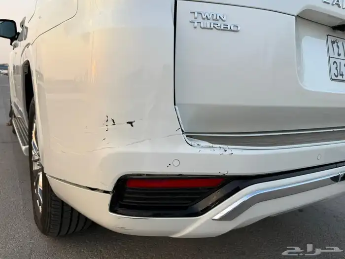 لاند كروزر GXR4 2023 13