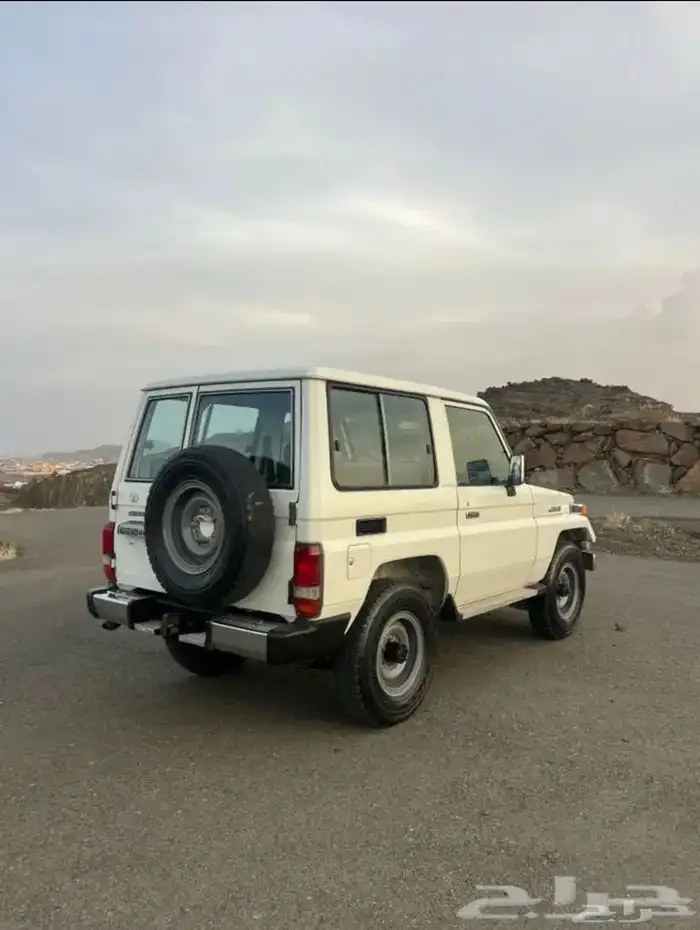 جيب ربع موديل 98 12