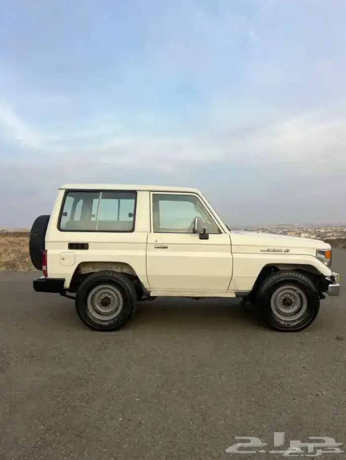 جيب ربع موديل 98 11