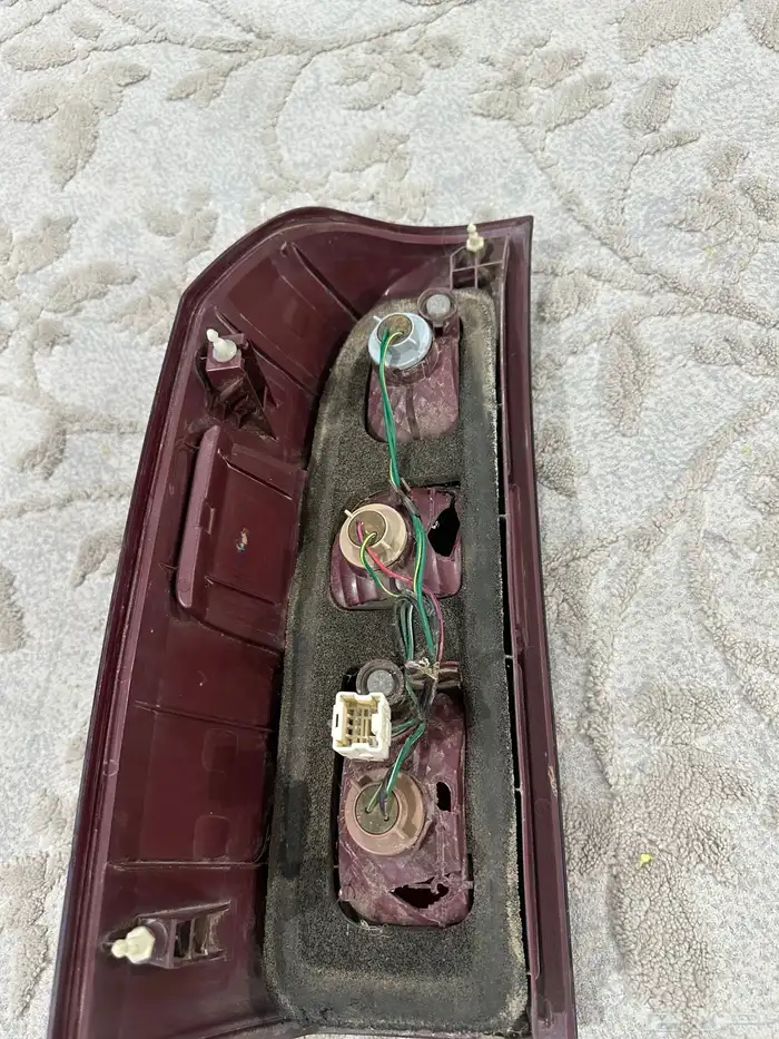 للبيع قطع نيسان باترول فتك 98-2004 53