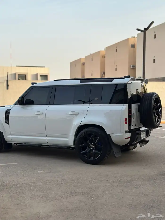 ديفندر V6 2021 HSE اوربن 10