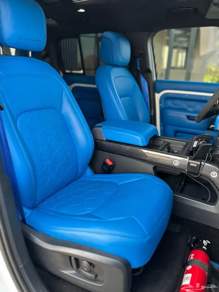 ديفندر V6 2021 HSE اوربن 21