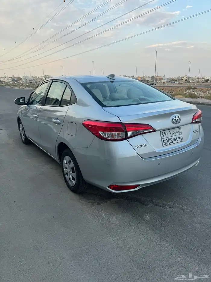 يارس موديل 2022 شبه جديده 2