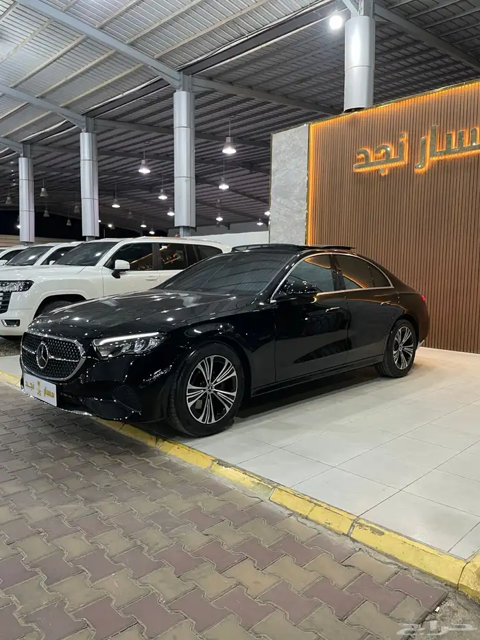 مرسيدس E200 موديل 2025 شبه وكاله 4