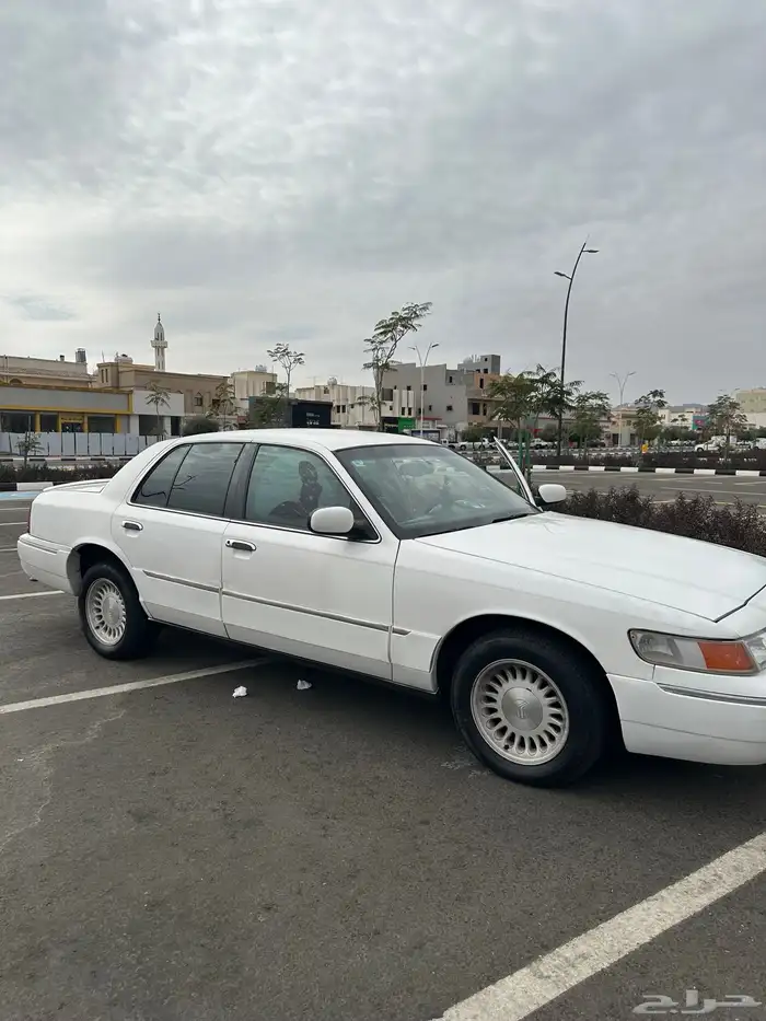 ميركوري جراند ماركيز 3