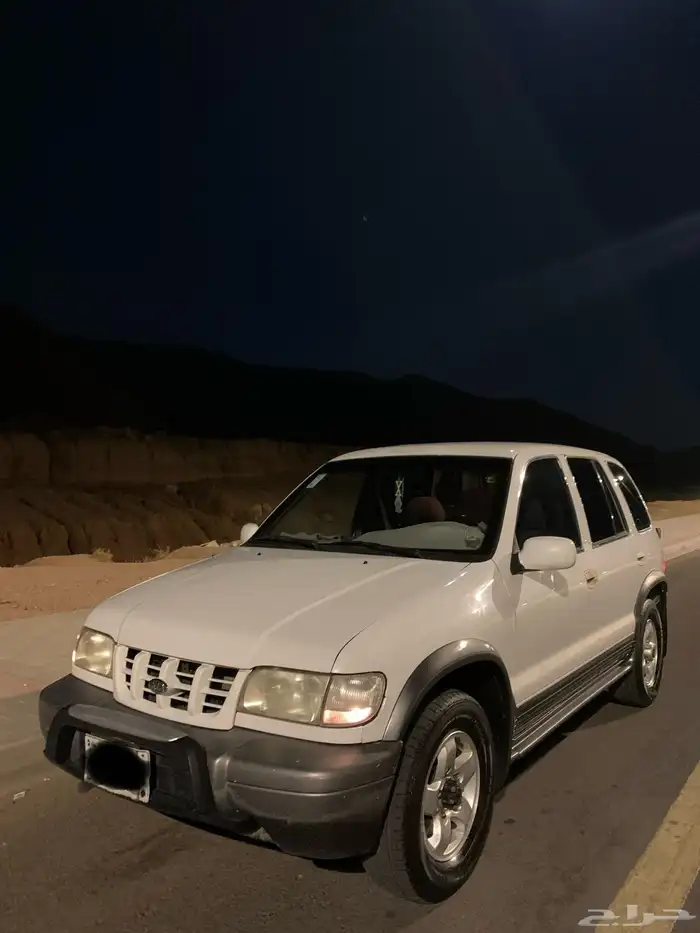 للبيع جيب مخزن كيا سبورتاج ماشي 118البودي وكاله 0