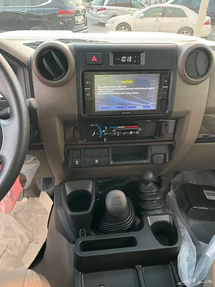 تويوتا جيب ربع 2025سعودي دفلوك(بنزين)4.0L 15