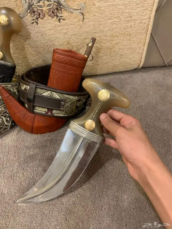 جنابي مقاس صغير الوحدة ب 200 1