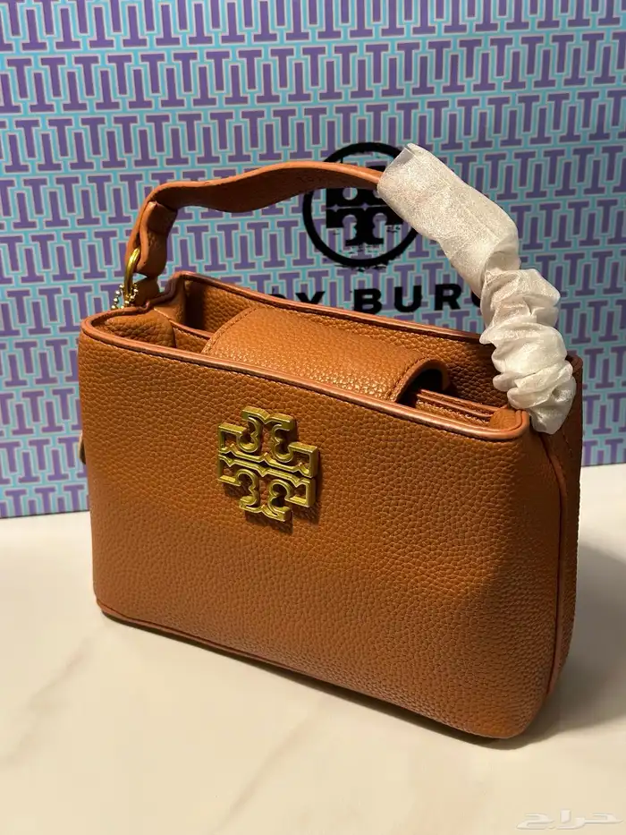 شنط نسائية ماركة 83