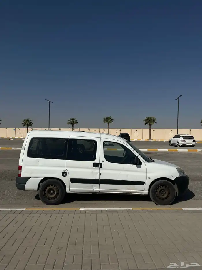 فان بيجو للبيع 3