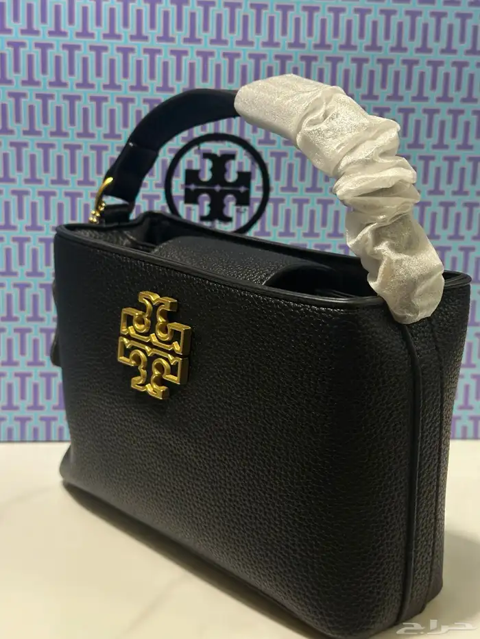 شنط نسائية ماركة 84