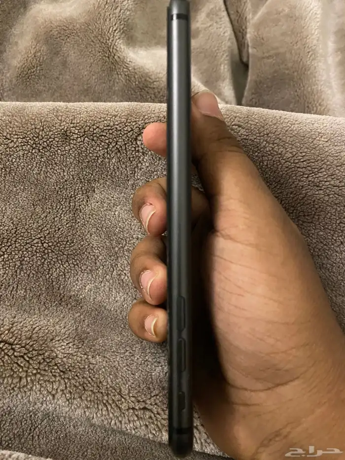 ايفون 8بلس 4