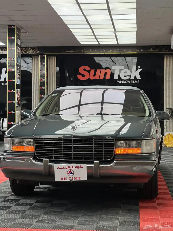 كاديلاك بروجهام 1996 Cadillac Brougham 23