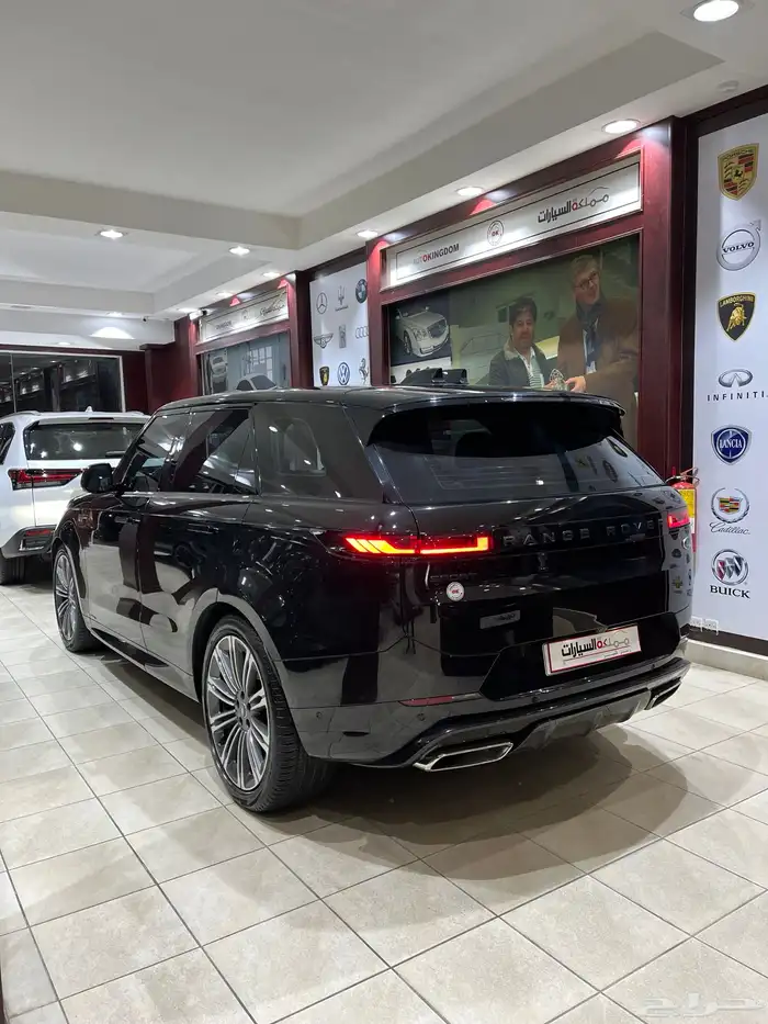رنج روفر سبورت اوتوبيوغرافي 2023 4
