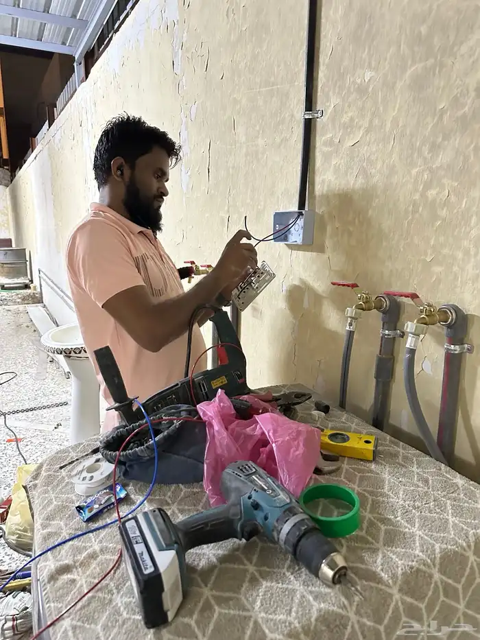 كهربائي وسباك 2