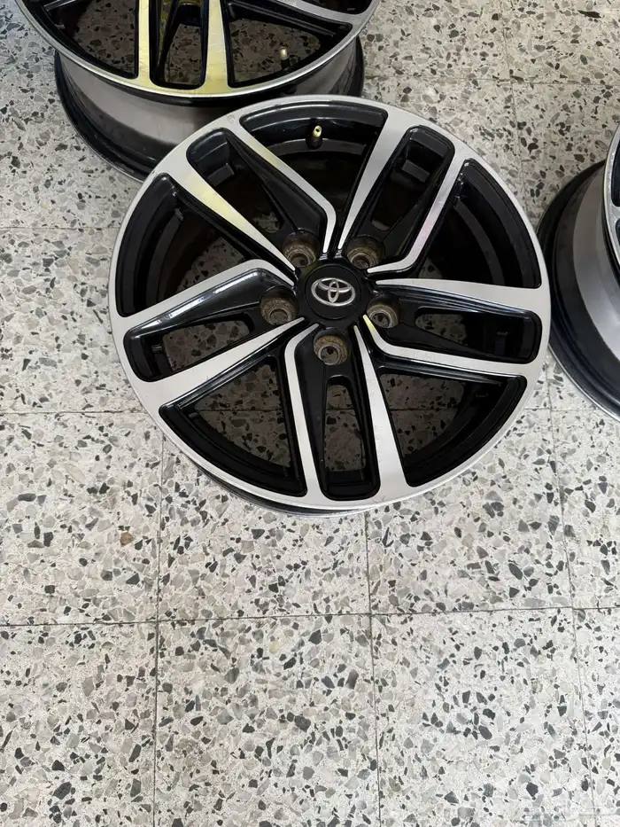 جنواط كامري24 3