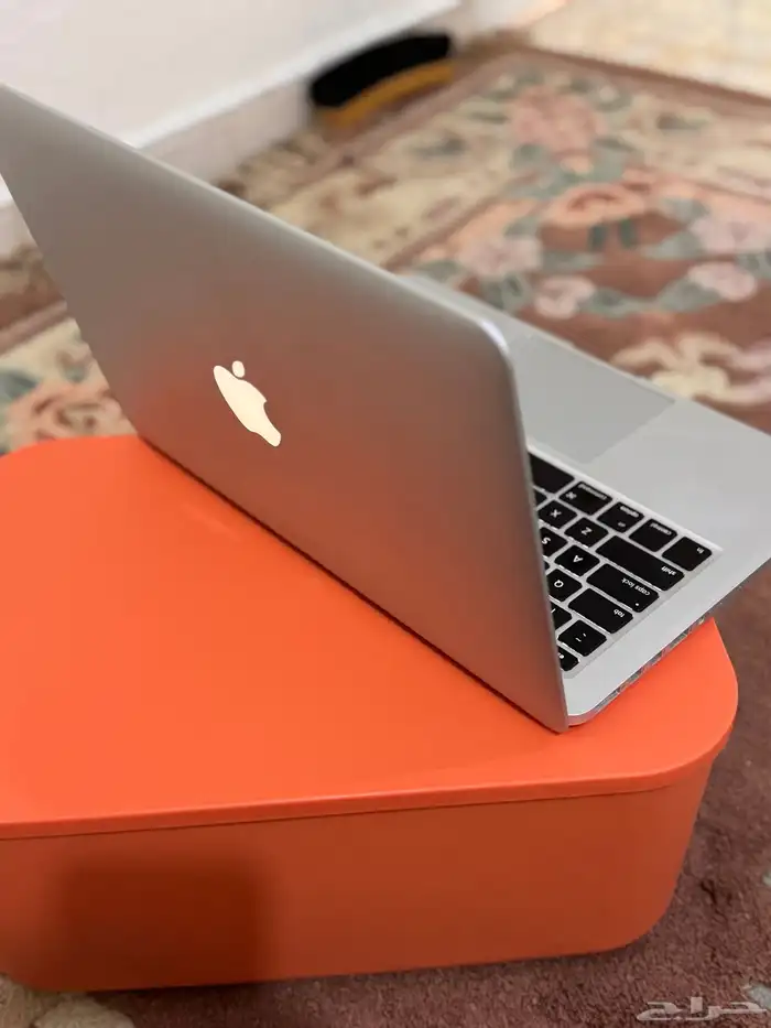 ماك بوك برو 13 إنش 0