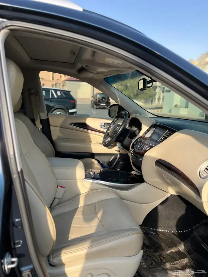 انفنتي QX60 موديل 2015 مخزن 17