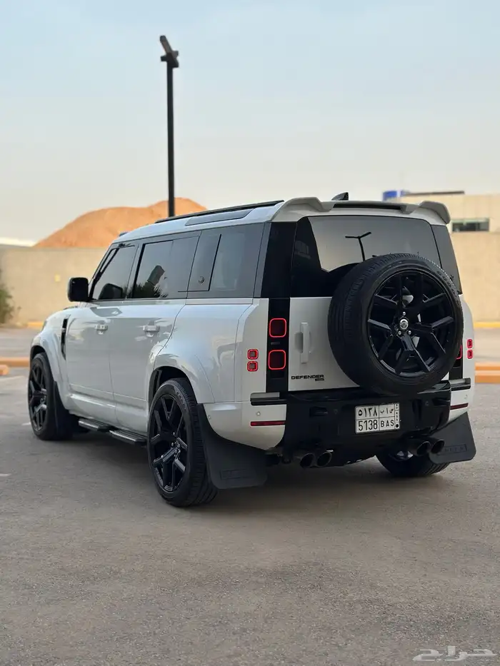 ديفندر V6 2021 HSE اوربن 8