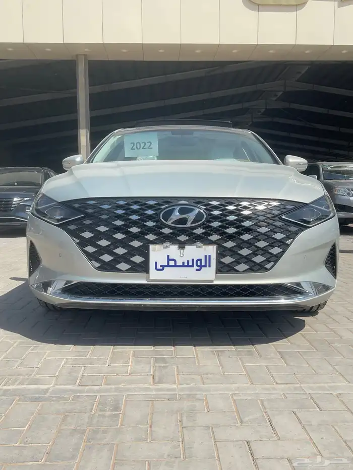 للبيع هونداي أزيرا 2022 جديد اسمارت بلس 0