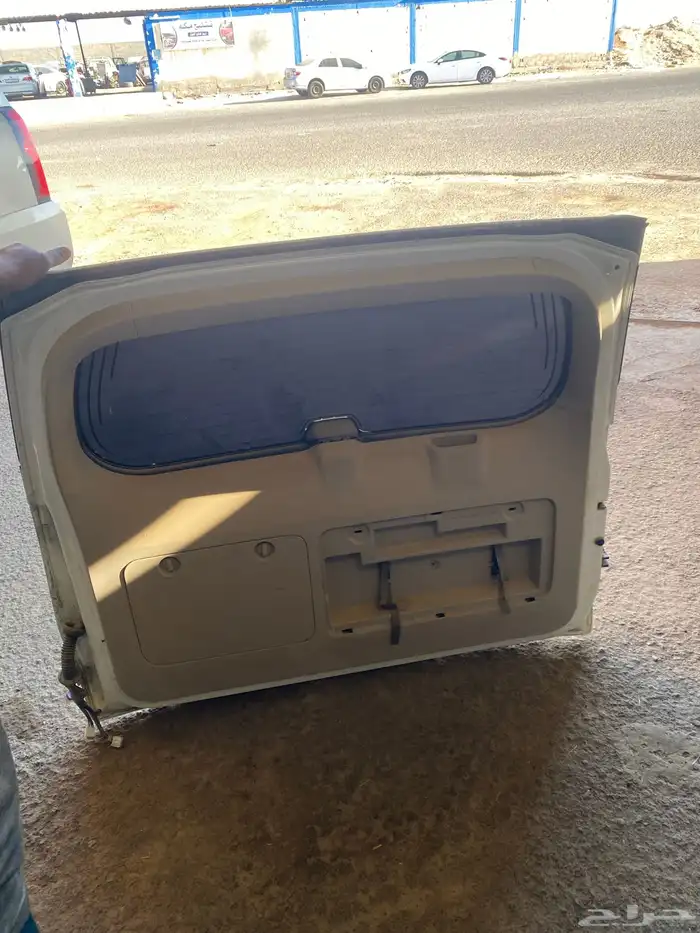 باب برادو خلفي 2012 جديد على السوم 1