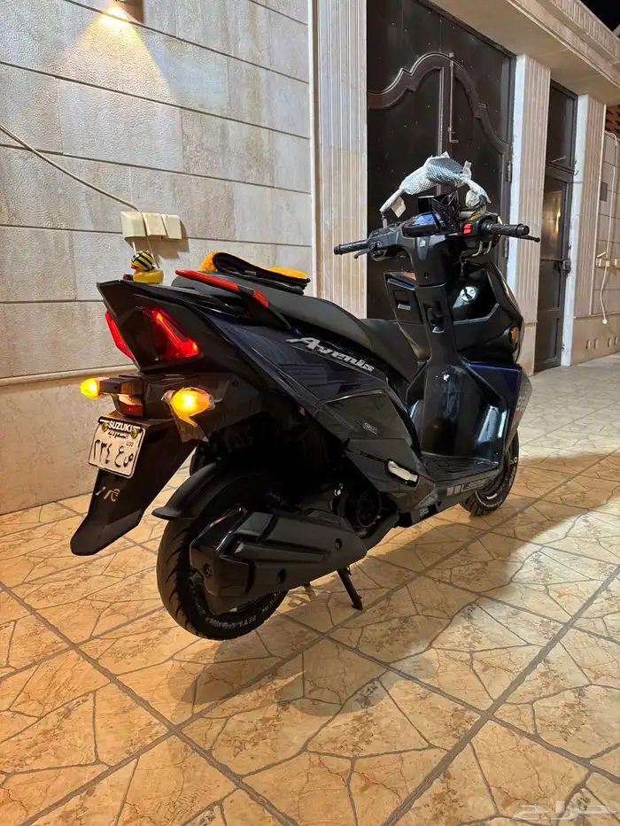 دباب عجيب افينيوس 2023 4