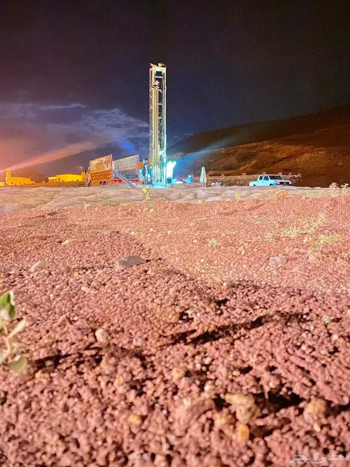 حفر ابار ارتوازيه خميس مشيط 1