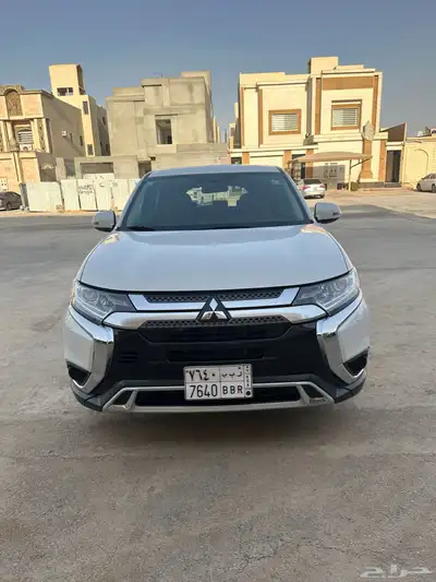ميتسوبيشي اوتلاندر 2022 index
