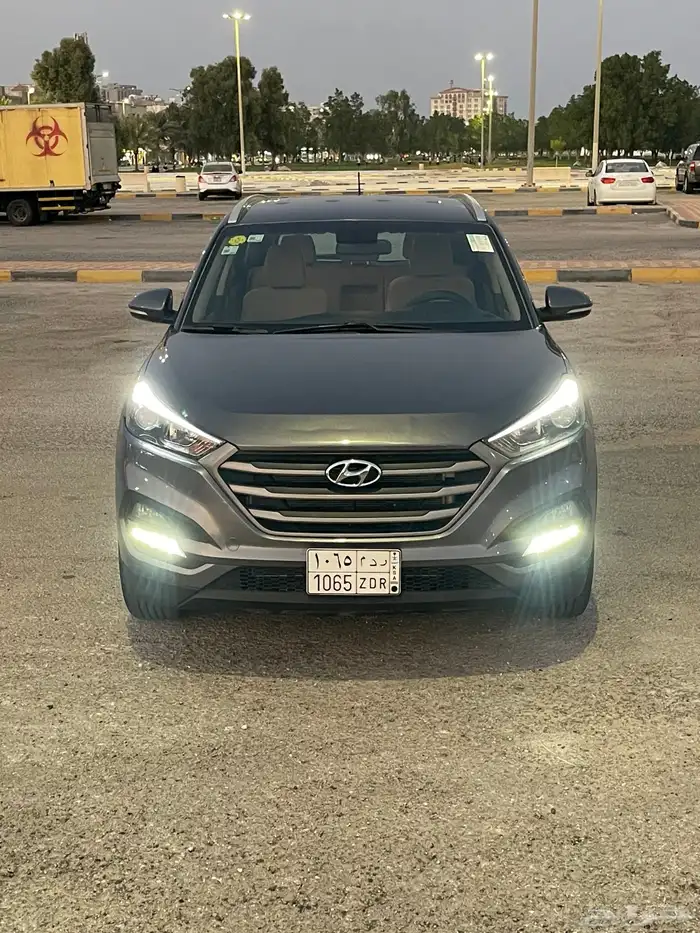 هونداي توسان 1600cc قمة النضافة 2018 2