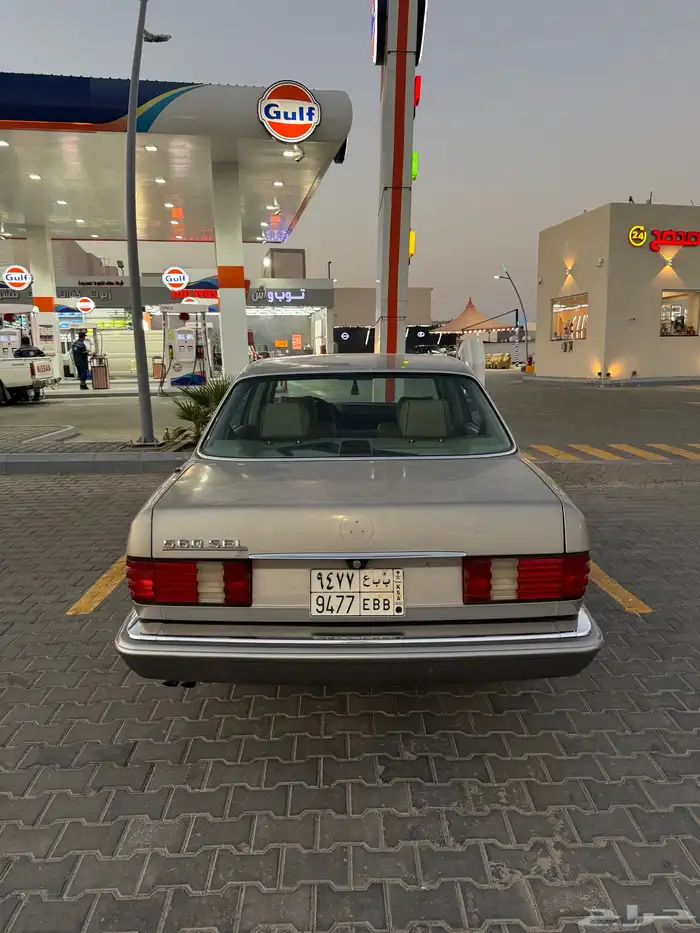 للبيع مرسيدس 89 10