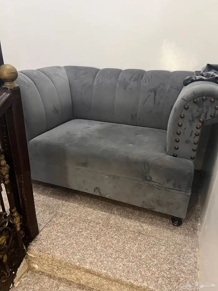 قطعتين كنب للبيع 0