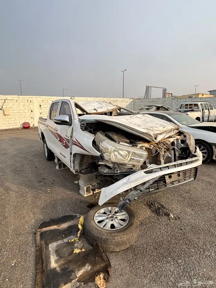 تشليح قطع هايلوكس 2016 1