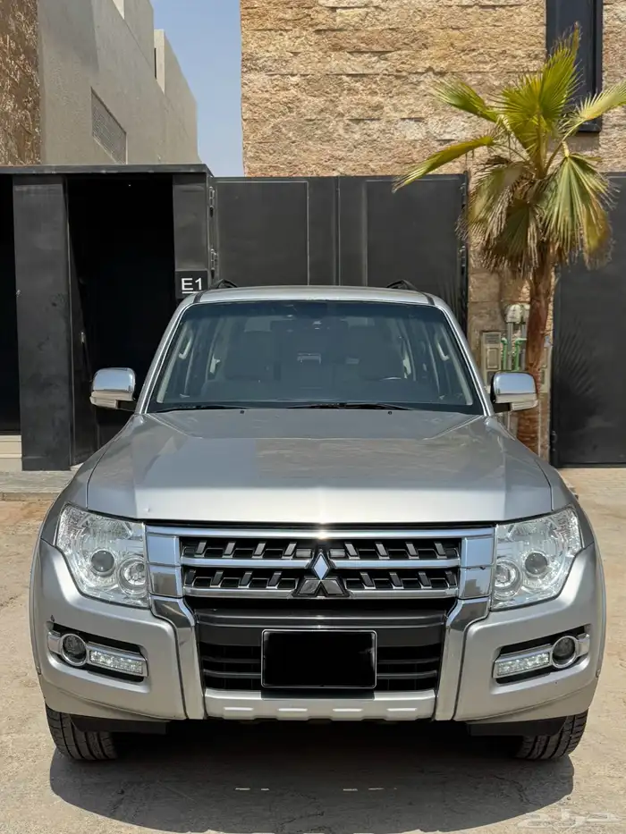 متسوبيشي باجيرو 2020 نظيف 1
