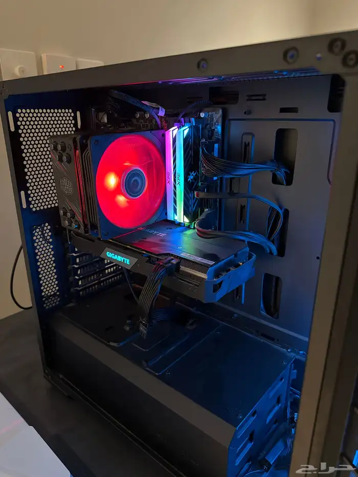 للبيع بي سي قيمنق 0