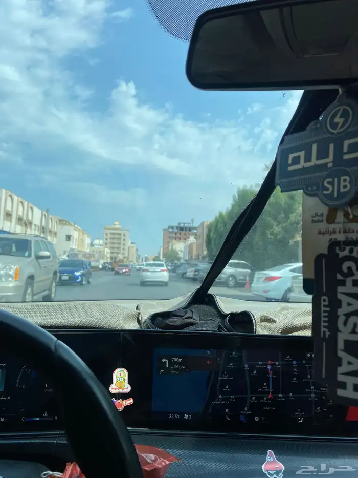 ماشي الرياض مستعجل الي يبغى يرافق ارسله 0