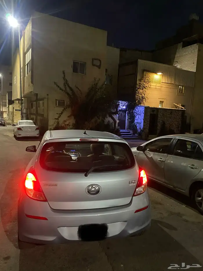 للبيع هونداي i20 2014 3