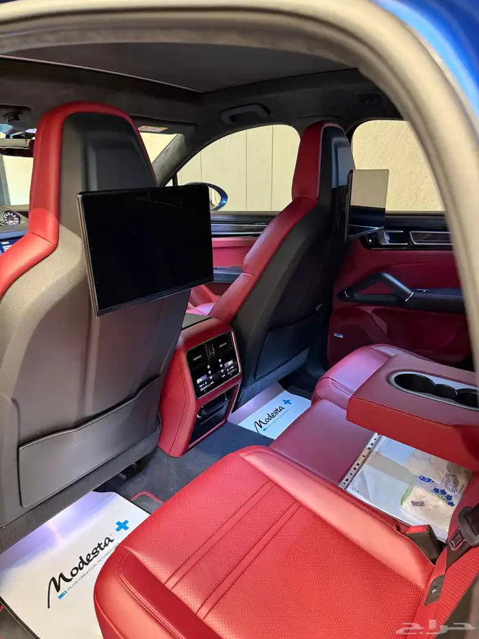 بورش كايين GTS coupe 2023 V8 19