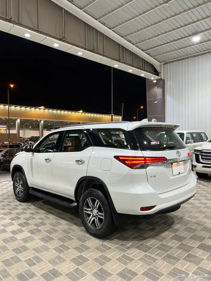 للبيع تويوتا فورشنر VX1 2023 5