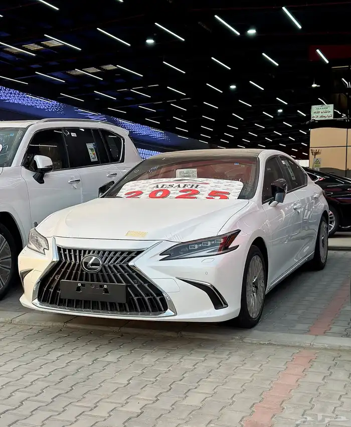 لكزس ES250 BD موديل 2025 3