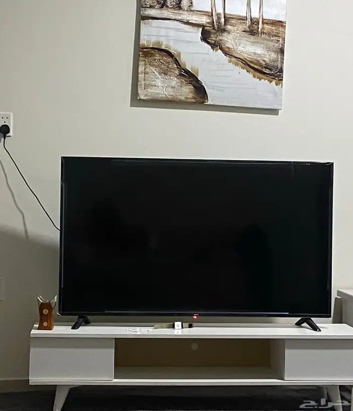 شاشه سمارت للبيع شبه جديده 0